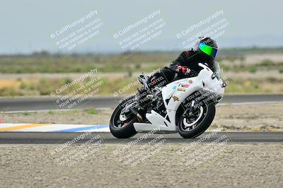 media/Apr-18-2025-TrackDaz (Fri) [[45f5874c44]]/C Group/Session 1 (Turn 7)/